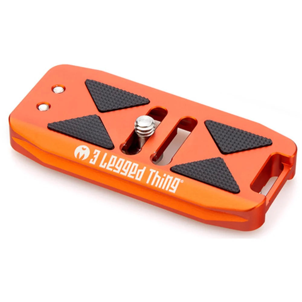 3 Legged Thing Ellie‑C Universal L‑Bracket in copper orange anodised finish, showing adjustable Arca‑type dovetail base with rubber grip pads, stainless steel sliding rods and an upright vertical plate configured for landscape-to-portrait photography.