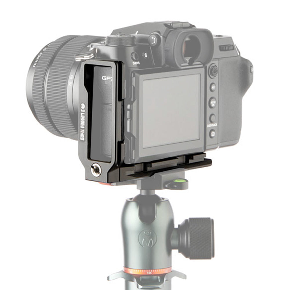 3 Legged Thing Gracy L-Bracket for Fujifilm GFX 100S and 50S II with Arca-Swiss compatibility and cable management.