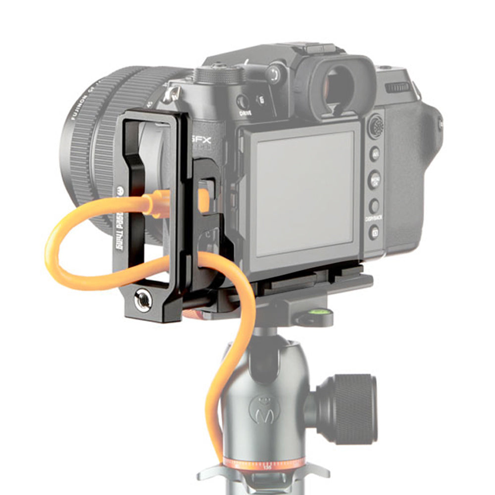 3 Legged Thing Gracy L-Bracket for Fujifilm GFX 100S and 50S II with Arca-Swiss compatibility and cable management.