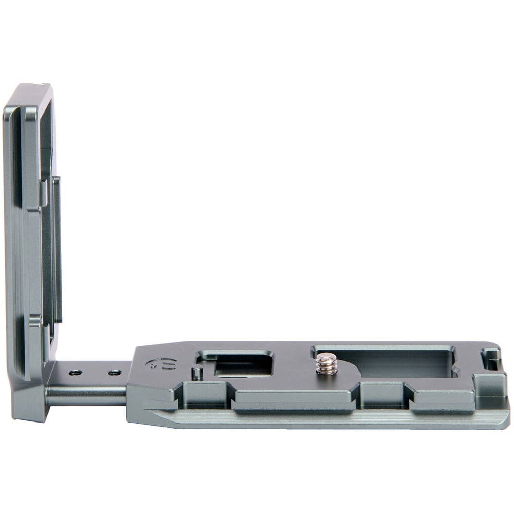 3 Legged Thing Gracy L-Bracket for Fujifilm GFX 100S and 50S II with Arca-Swiss compatibility and cable management.