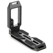 3‑Legged‑Thing QR11 2.0 Darkness universal L‑bracket in matte black with Arca‑Swiss mounting and dual 1/4″ accessory threads.
