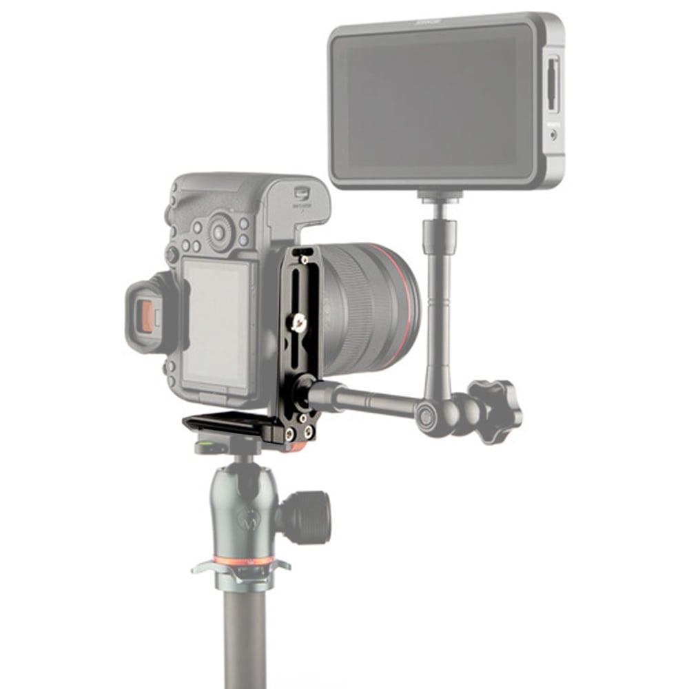 3‑Legged‑Thing QR11 2.0 Darkness universal L‑bracket in matte black with Arca‑Swiss mounting and dual 1/4″ accessory threads.