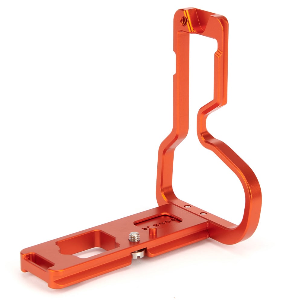 3 Legged Thing Zaara copper L-Bracket custom-designed for Nikon Z9 with Arca-Swiss compatibility.