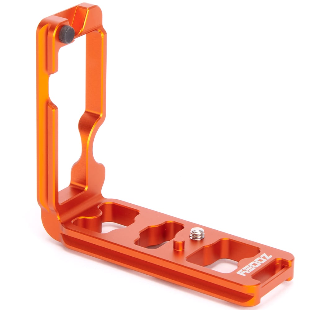 3 Legged Thing Zooey L-Bracket designed for Nikon Z8 mirrorless camera with Arca-Swiss compatibility.