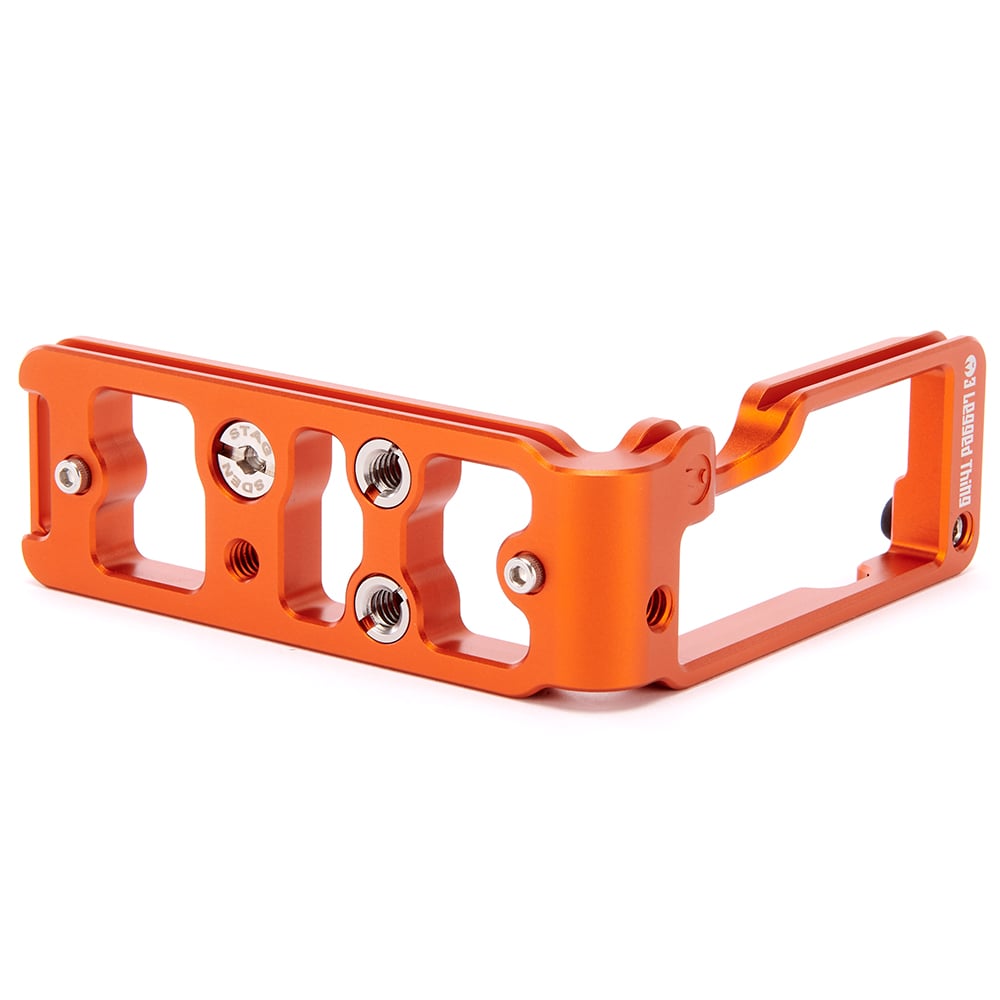 3 Legged Thing Zooey L-Bracket designed for Nikon Z8 mirrorless camera with Arca-Swiss compatibility.