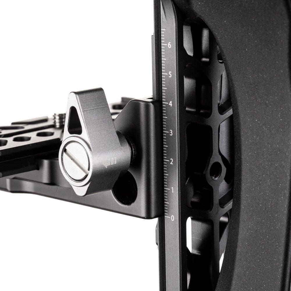 Benro GH2 aluminium gimbal head — matte‑black L‑shaped arm with Arca‑style quick‑release plate and pan/tilt control knobs.