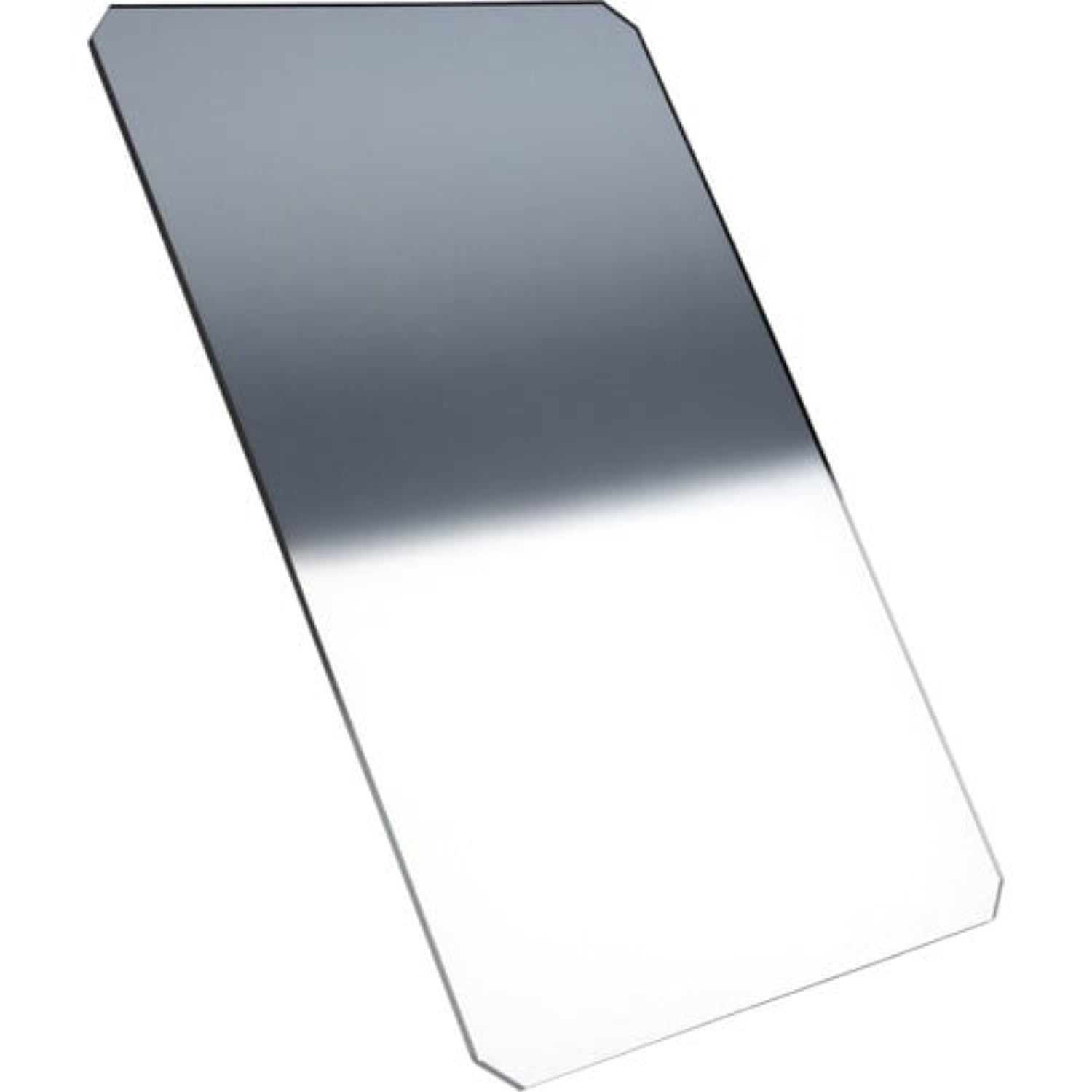 Format Hitech’s 85x110mm ND 0.9 Soft Reverse Graduated Filter saves situations where an image’s brightest part is located in the middle of the frame. 
