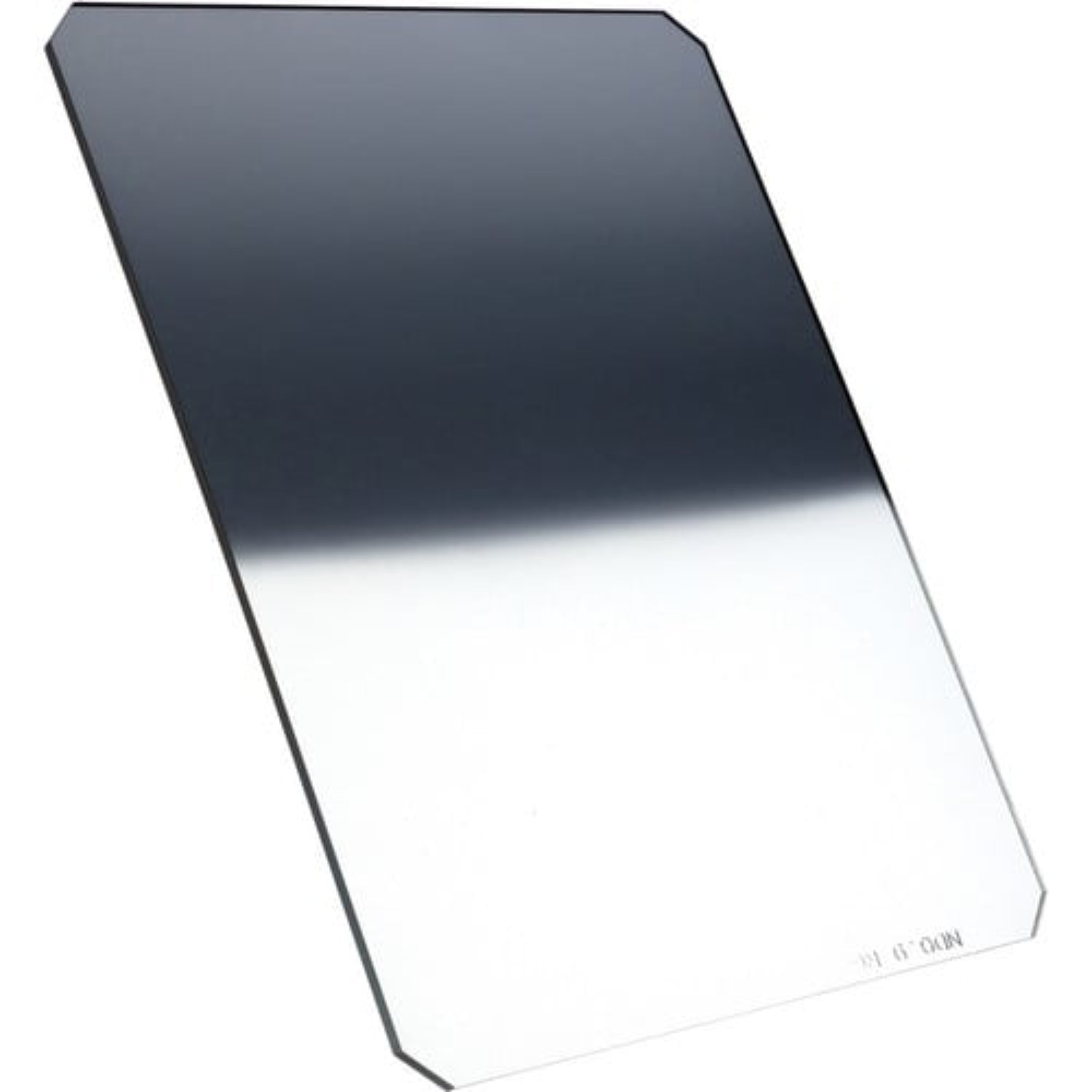 Format Hitech’s 85x110mm ND 0.9 Soft Reverse Graduated Filter saves situations where an image’s brightest part is located in the middle of the frame.