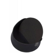 Make traveling easier with this lens coat hoodie, it ensures that dirt, dust and moisture doesn't enter into the front elements of your lens.