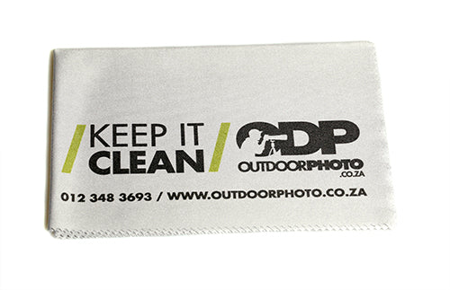 The Outdoorphoto microfibre lens cleaning cloth is made of a very soft and fine fabric that makes it perfect for cleaning optical equipment like lenses.