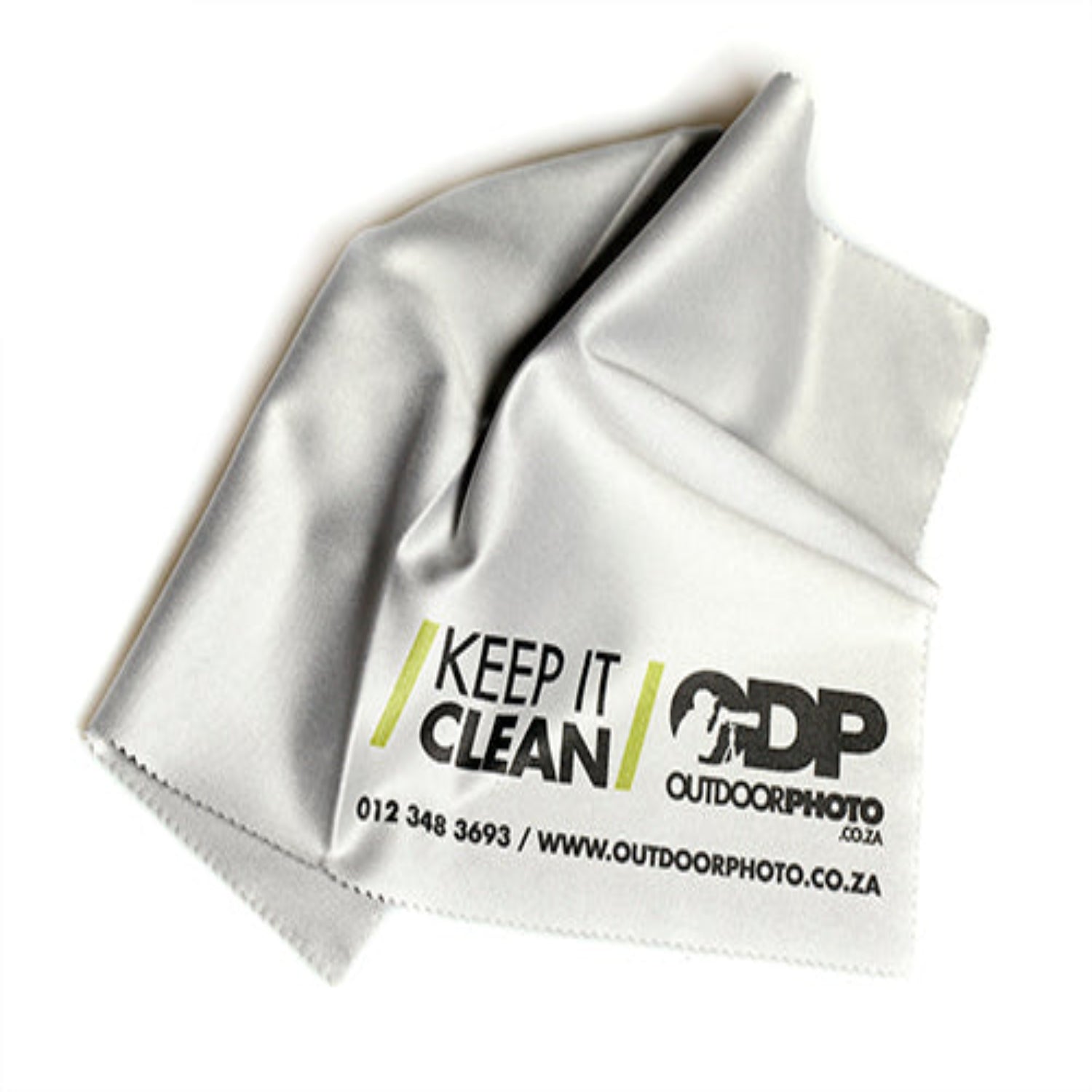 Keeping your binocular and camera lenses, and spectacles clean is a breeze thanks to this quality microfiber cloth.