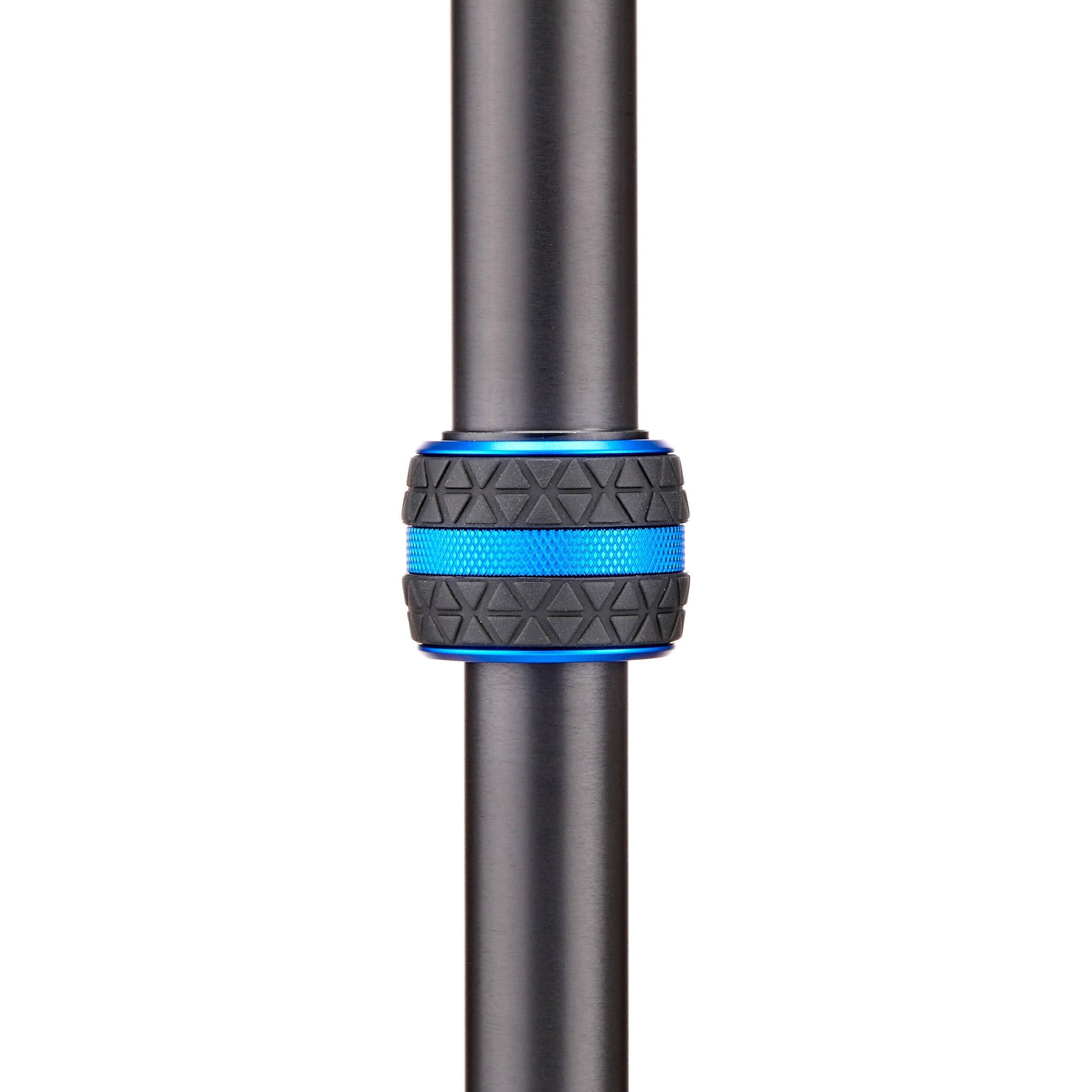 3 Legged Thing Taylor 2.0 Magnesium Alloy Monopod (Blue) for professional photography and videography.