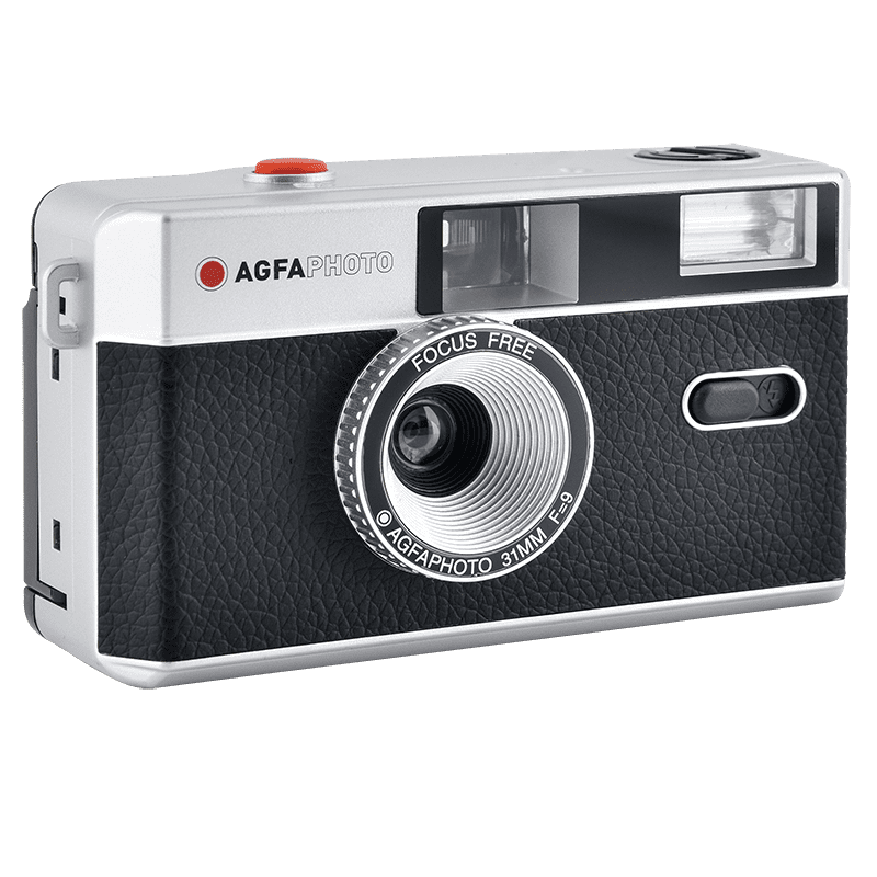 AgfaPhoto 35mm Reusable Film Camera (Black) – compact analog camera with fixed-focus lens and built-in flash, ideal for everyday film photography.