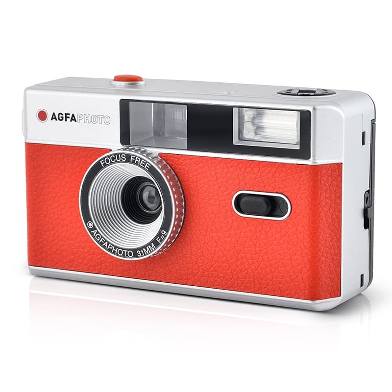 AgfaPhoto 35mm Reusable Film Camera (Red) – stylish point-and-shoot film camera with built-in flash, fixed-focus lens, and lightweight design for fun everyday shooting.