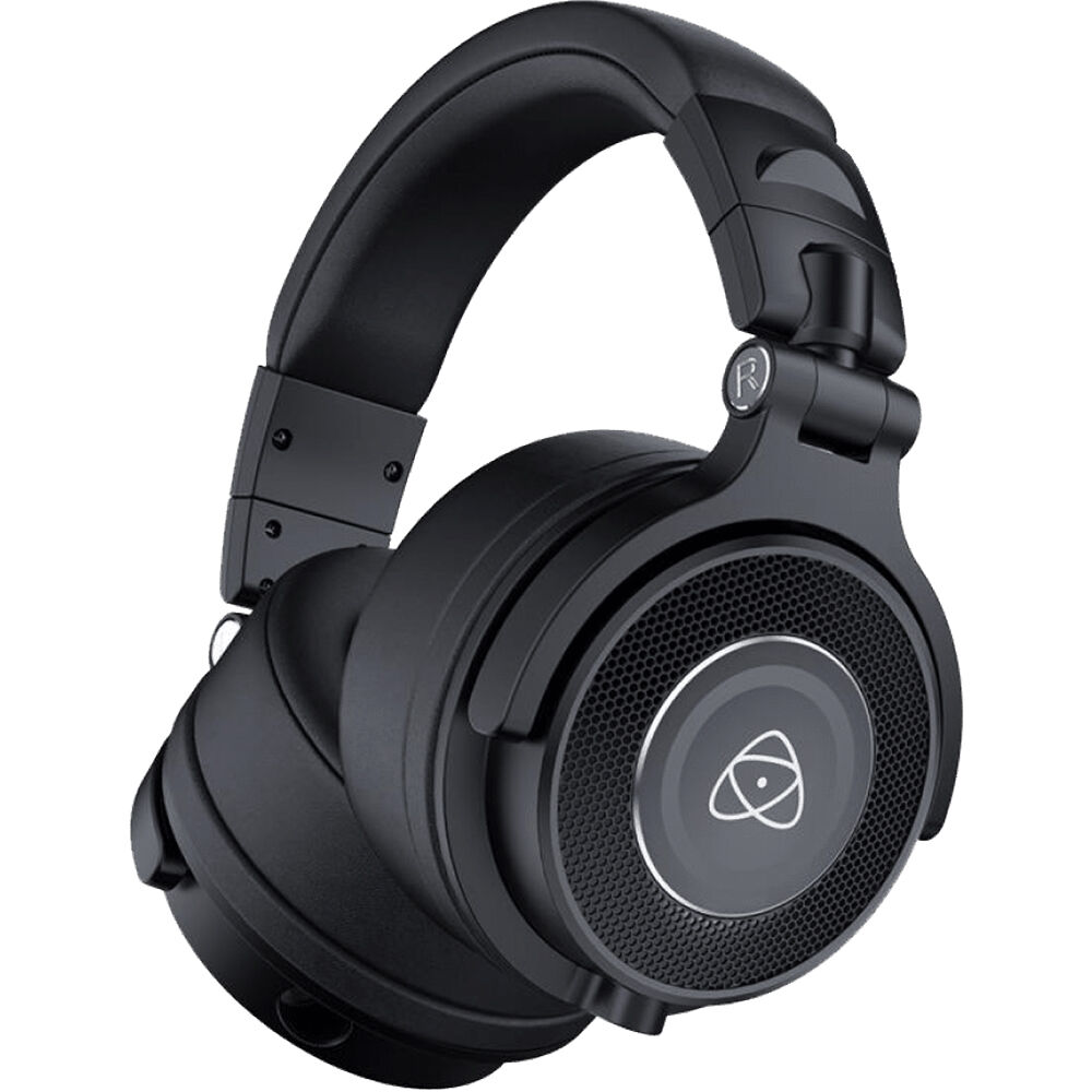 Over-ear headphones with passive noise isolation
