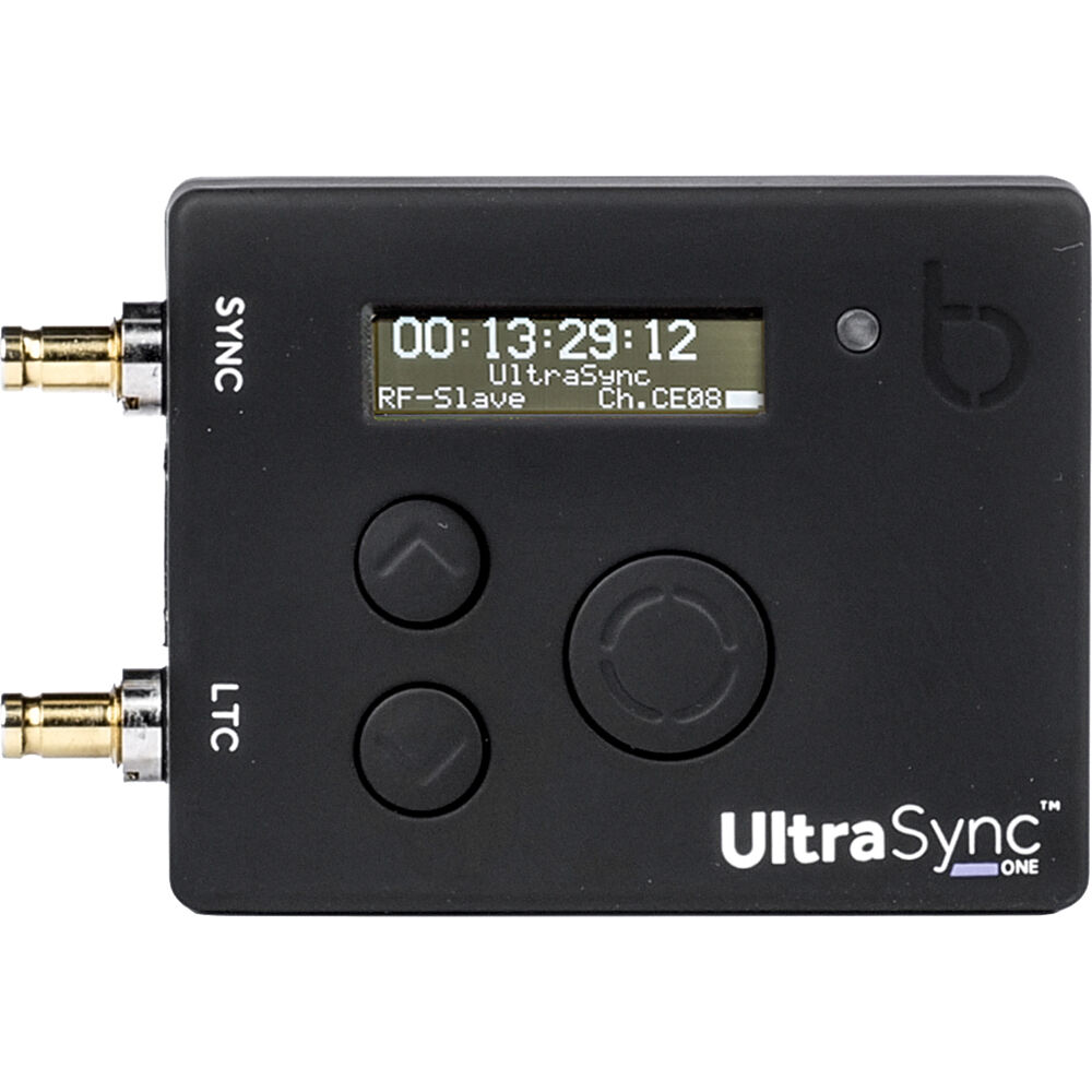 UltraSync ONE syncing multiple cameras wirelessly with 200m RF range and 25-hour battery life.
