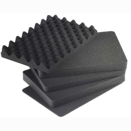 Stackable and shock-resistant B&W Case Type 4000 hard case with padlock eyelets.