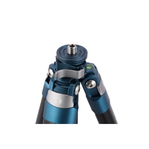 Benro CyanBird Aluminium Tripod with FS30 Ball Head, lightweight and stable support for cameras.