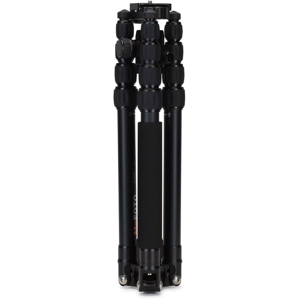 MeFoto RoadTrip aluminium tripod with reverse-folding legs, extending to 156.5 cm, supporting up to 8 kg, and converting into a full-size monopod via a removable foam-cushioned leg. Features two-position leg angle stops, spring-loaded centre column hook, Arca-type quick release plate, double action ball head with 360° pan, and included carry case.