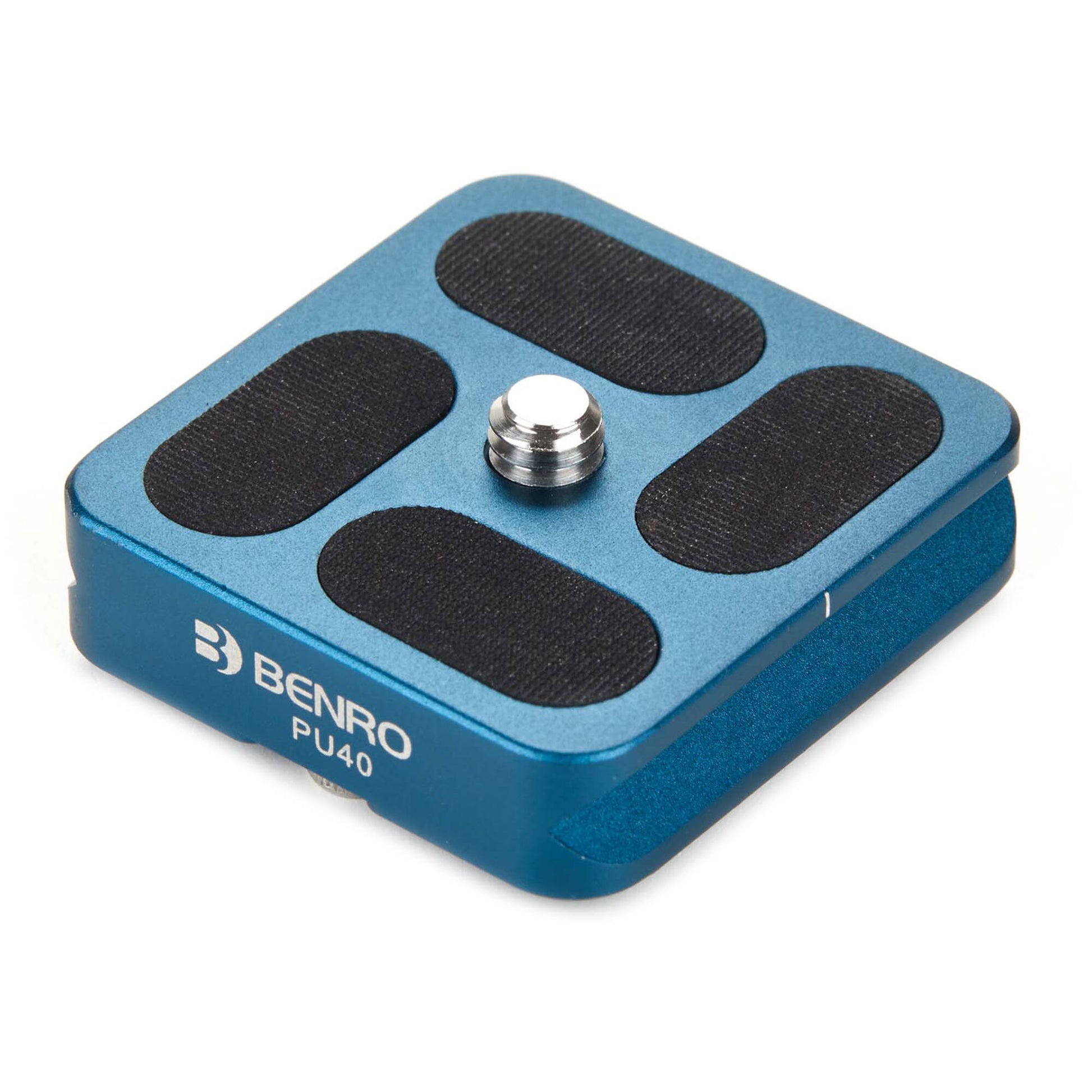 Benro N00P Ball Head with Arca-Type Quick Release – a compact and reliable ball head designed for precise positioning and quick camera attachment for lightweight setups.