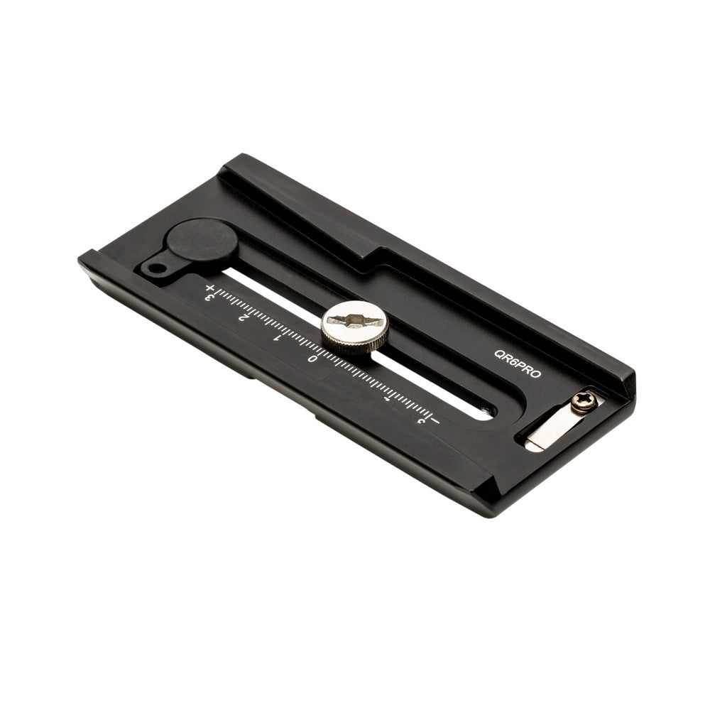 Black metal plate with a screw and QR6pro branding on a white background