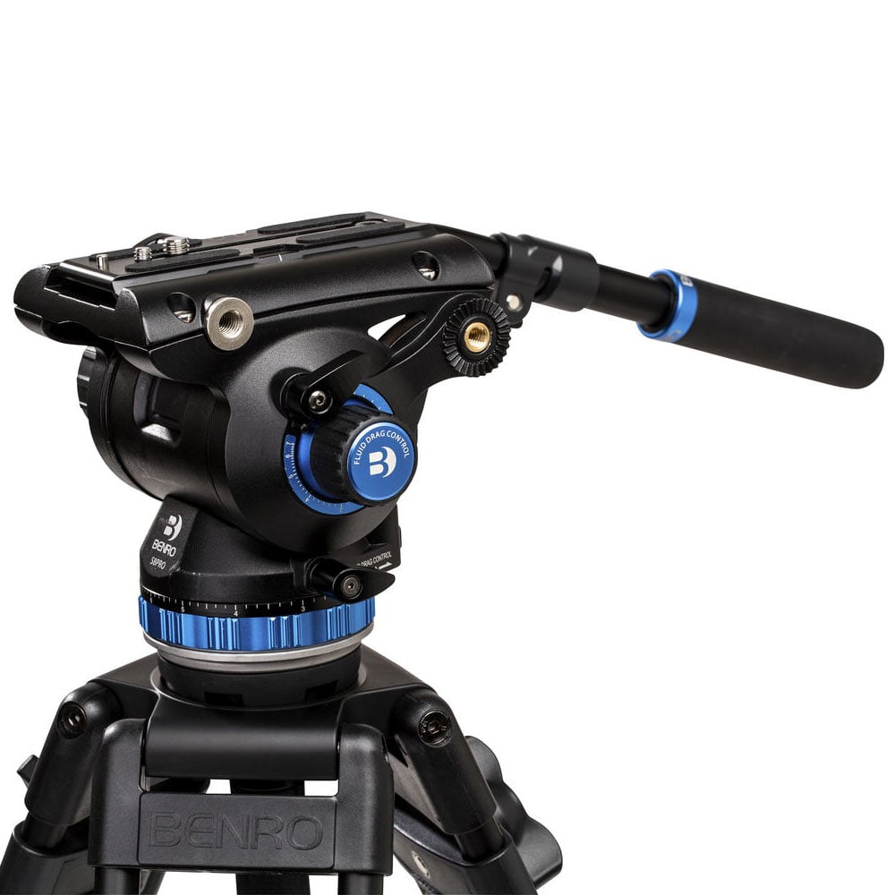 Benro S8Pro Fluid Video Head in matte black with grey accents, featuring dual ergonomic control knobs for pan and tilt, integrated bubble level, detachable quick‑release plate, and precision fluid damping system for ultra‑smooth camera movement.