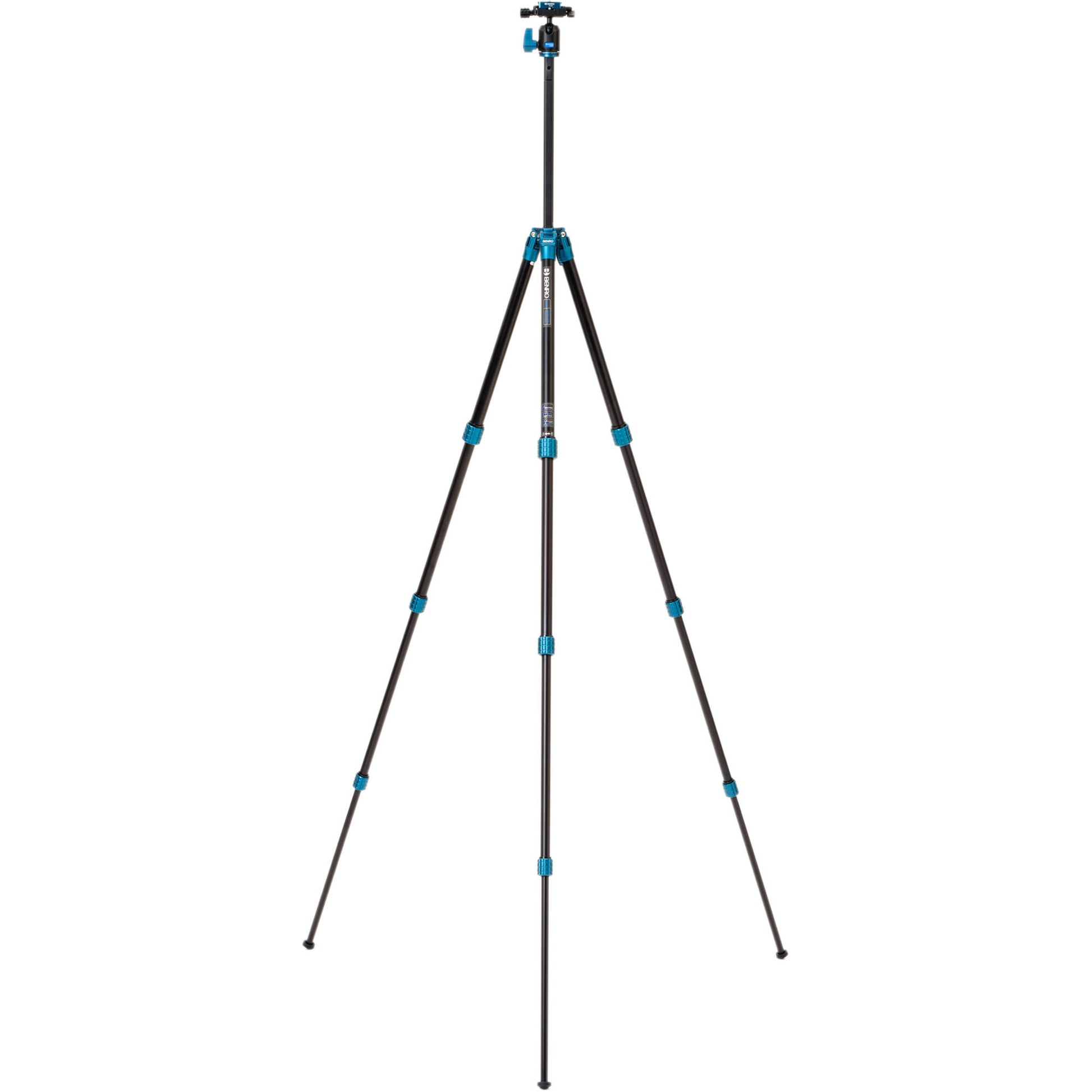 Benro SuperSlim Aluminium Tripod with Ball Head – a lightweight and compact tripod designed for travel and everyday photography, offering stable support and smooth adjustments.