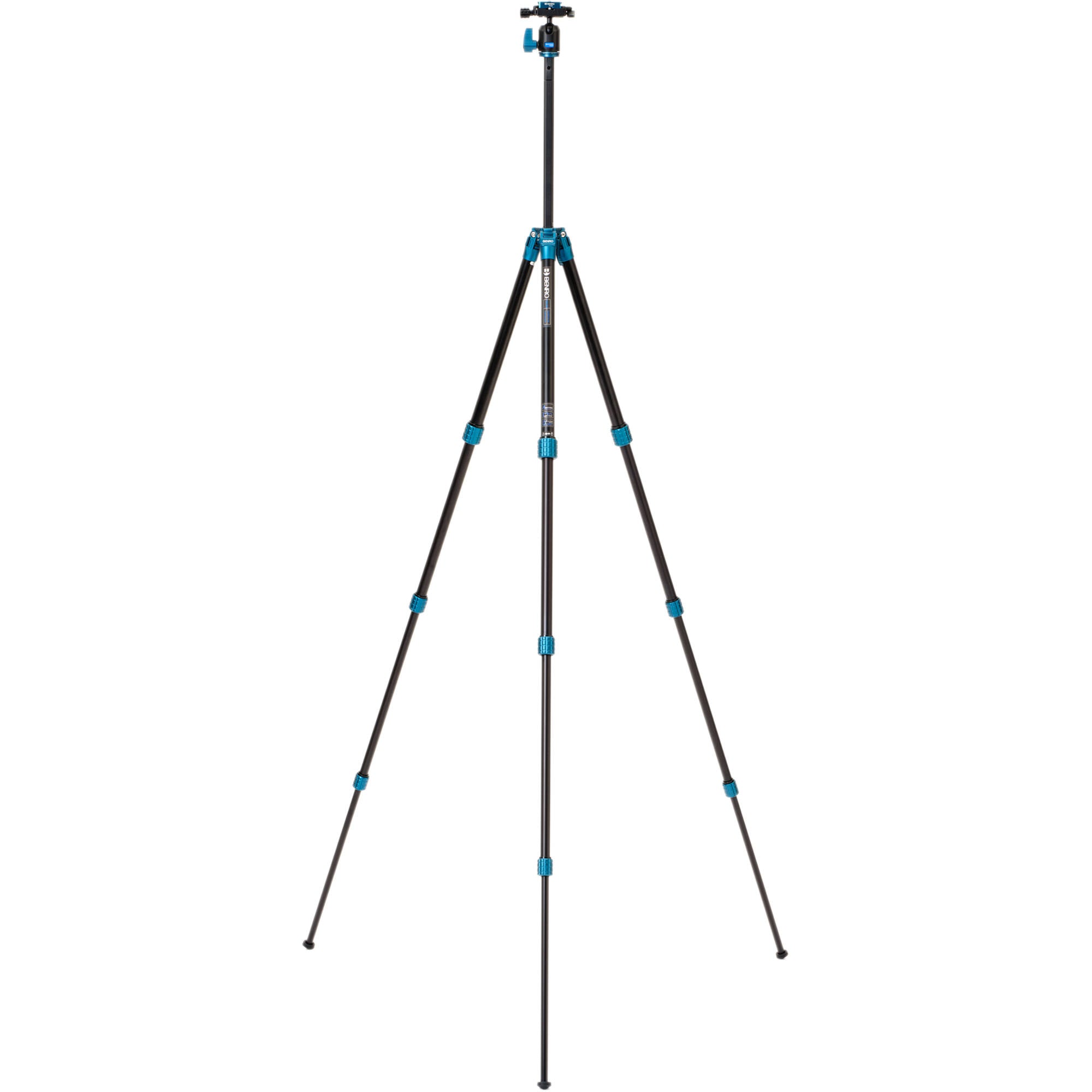 Benro SuperSlim Aluminium Tripod with Ball Head – a lightweight and compact tripod designed for travel and everyday photography, offering stable support and smooth adjustments.