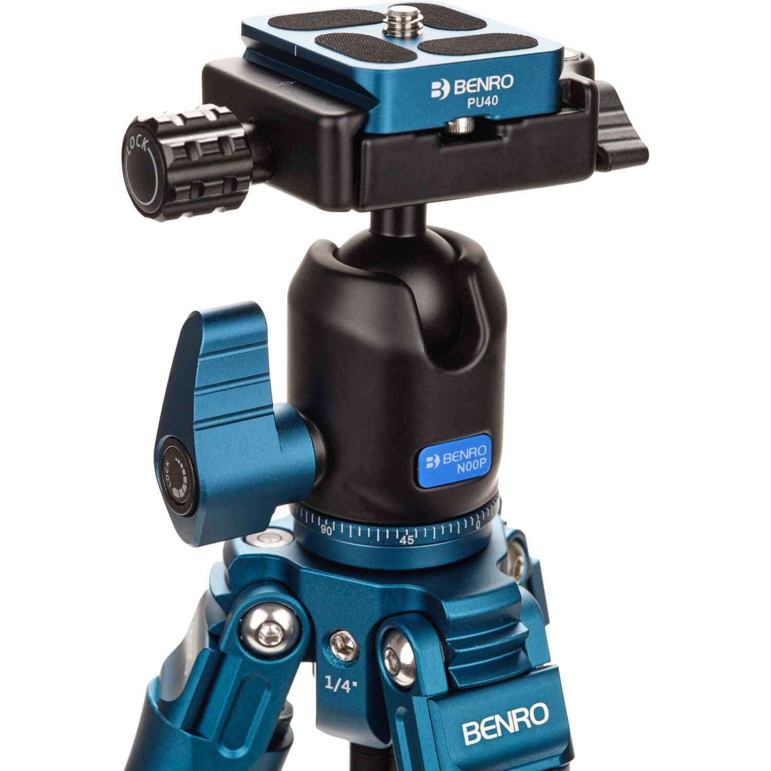 Benro SuperSlim Aluminium Tripod with Ball Head – a lightweight and compact tripod designed for travel and everyday photography, offering stable support and smooth adjustments.