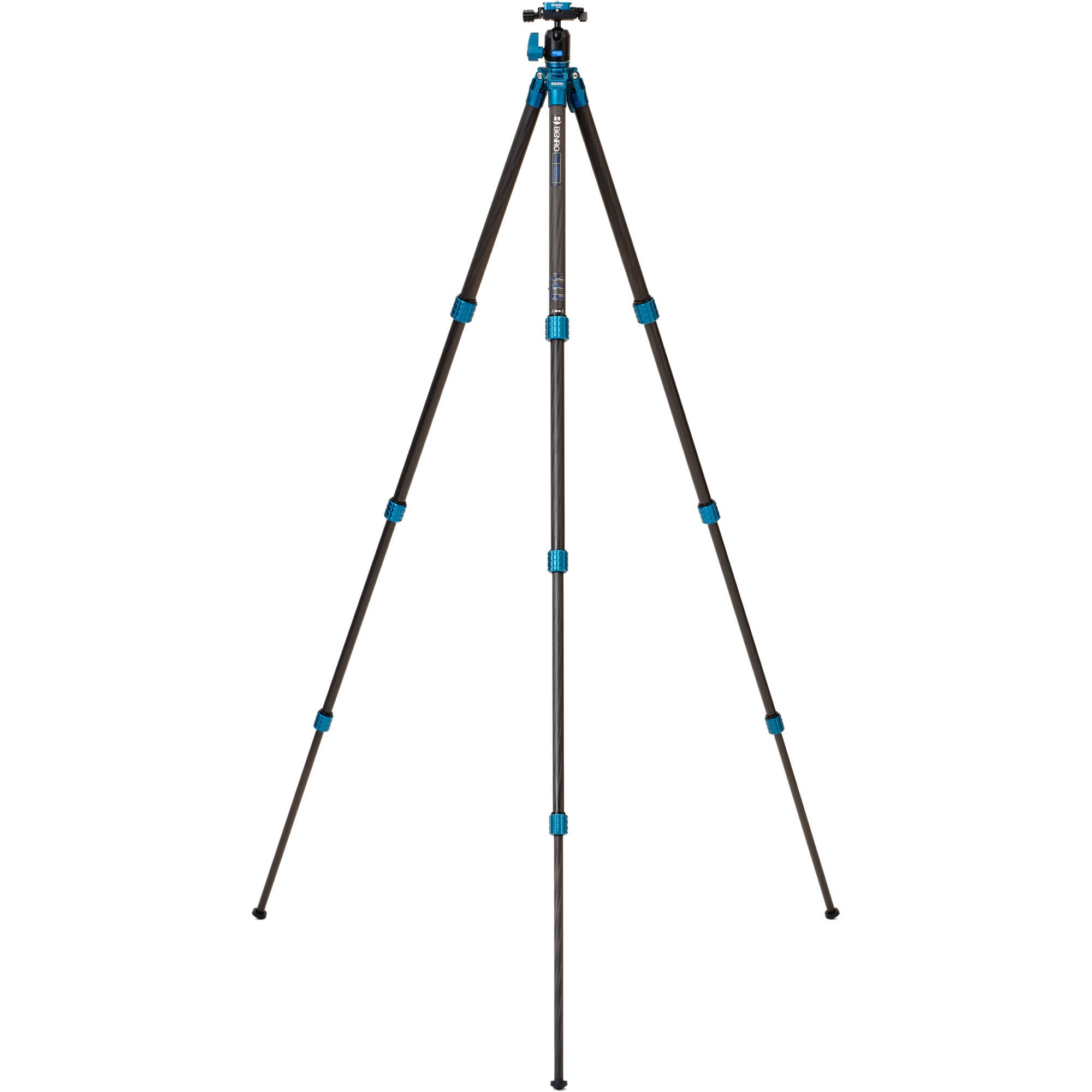 Benro SuperSlim Carbon Fibre Tripod with Ball Head – an ultra-lightweight yet durable tripod perfect for travel, featuring strong carbon fibre legs and smooth ball head control.