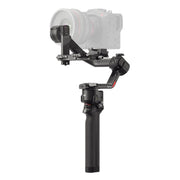 This dynamic gimbal stabiliser boats professional design that enables cinematographers to expand their creative possibilities.