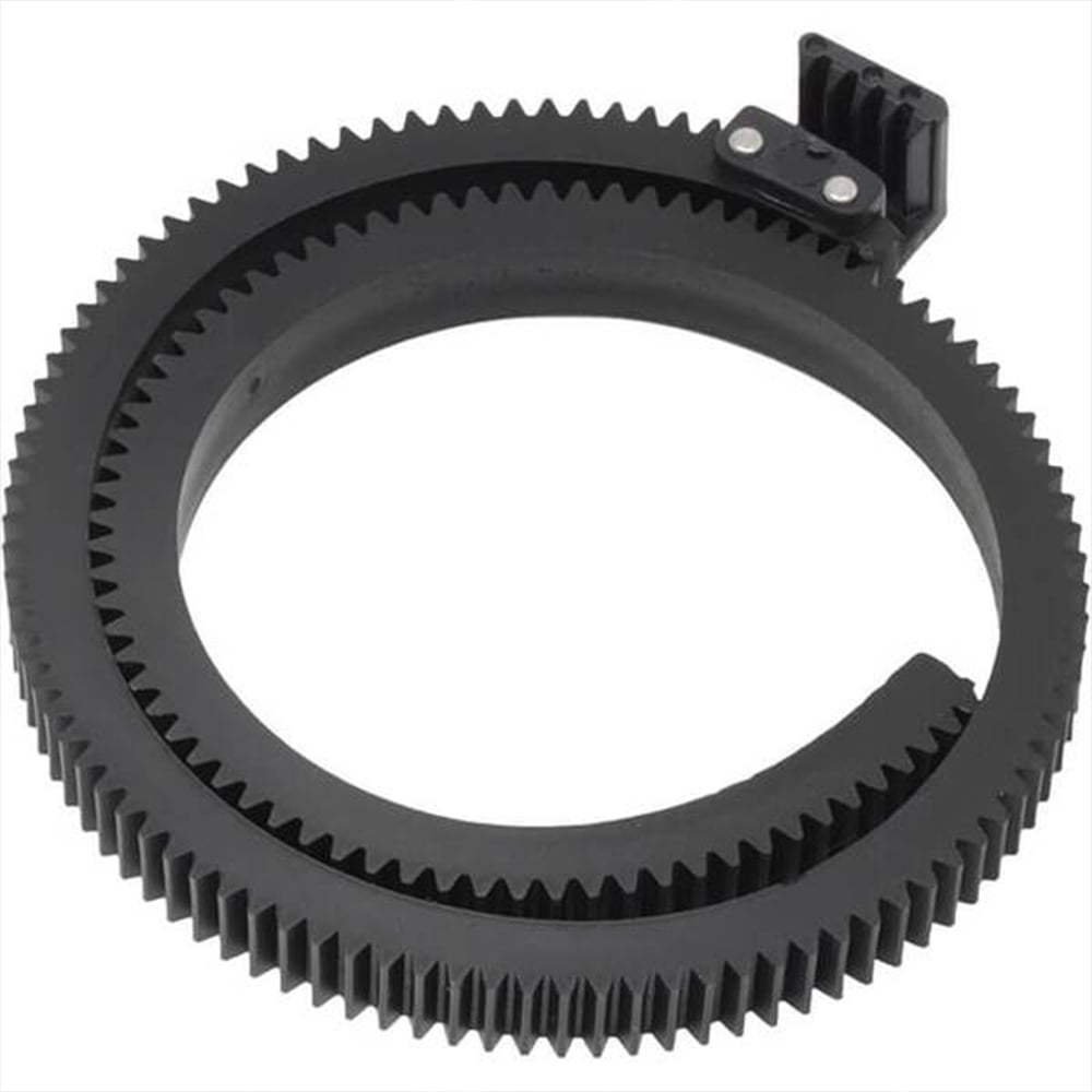 For easy adjustments while shooting, you can trust Edelkrone Lens Gear PRO to do the job. Compatibility with 25 mm to 110 mm lens ring diameter. Shop online.