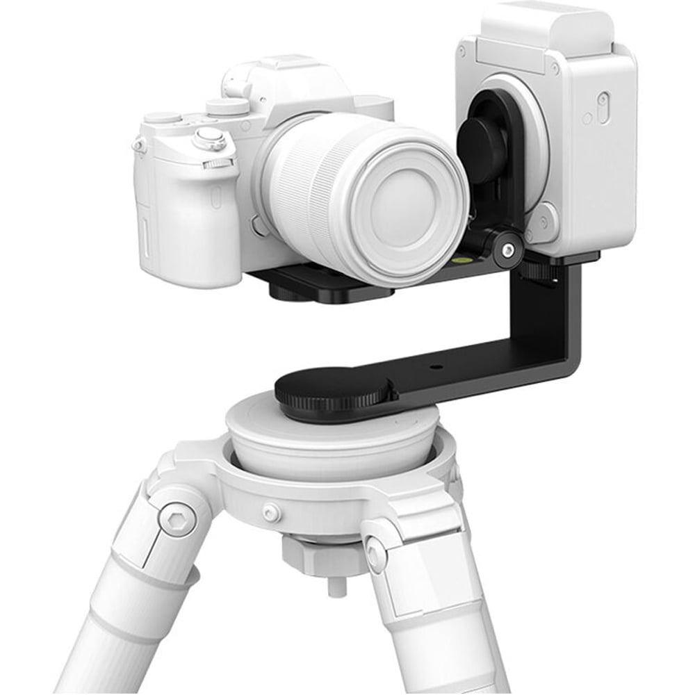 The Edelkrone Tilt Kit for HeadONE attaches two HeadONE motorised pan system units together and enables both pan and tilt motion. For sale in South Africa.