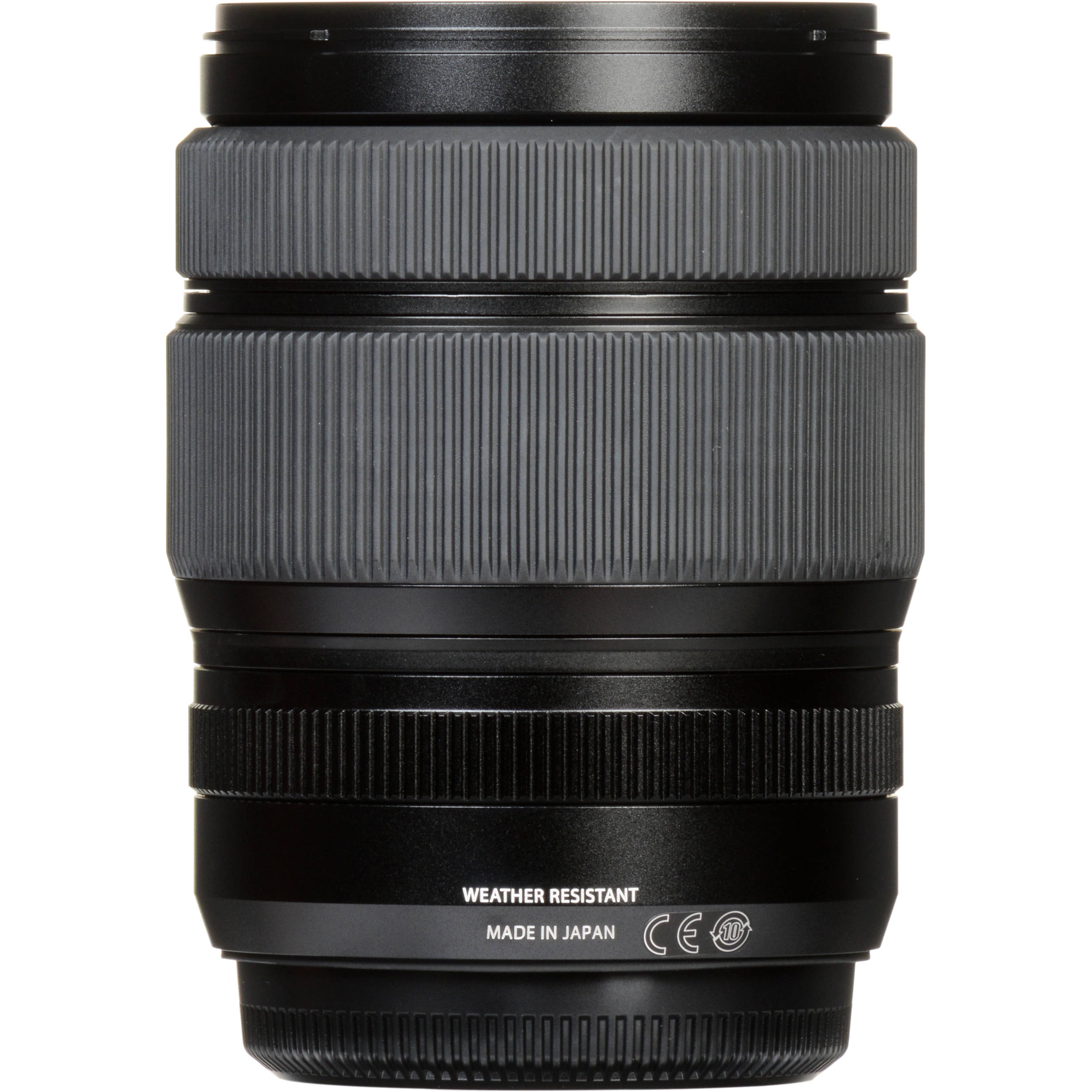 Fujifilm GF 32-64mm f/4 R LM WR medium-format zoom lens