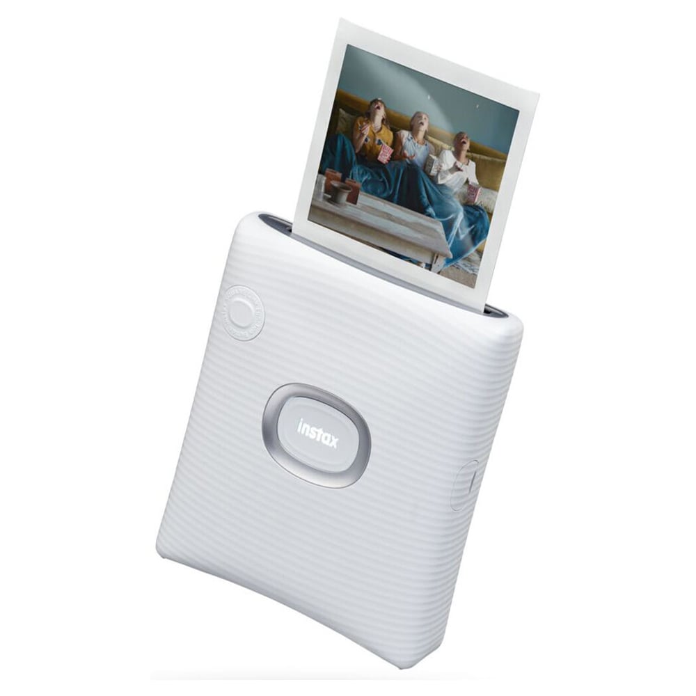 Easily print on the spot by sending your best moments from an image or video in your phone to the Instax Square Link App. You can even add sketches or text.