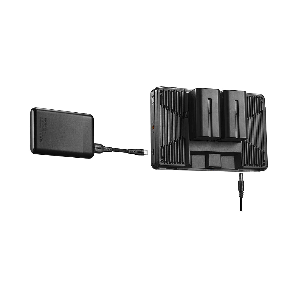 An on-camera monitor that offers optimal solutions for vloggers and videographers alike. It features various image monitoring tools and 4K video support.