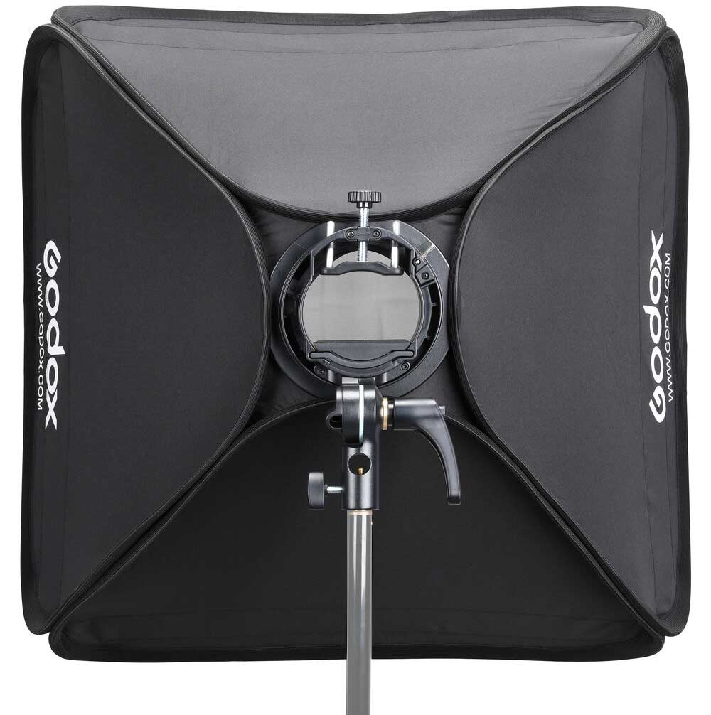 Godox S2 Speedlite bracket with 60 × 60 cm softbox (Bowens mount), collapsible square softbox with speedlight ring and grid, soft diffusion kit.
