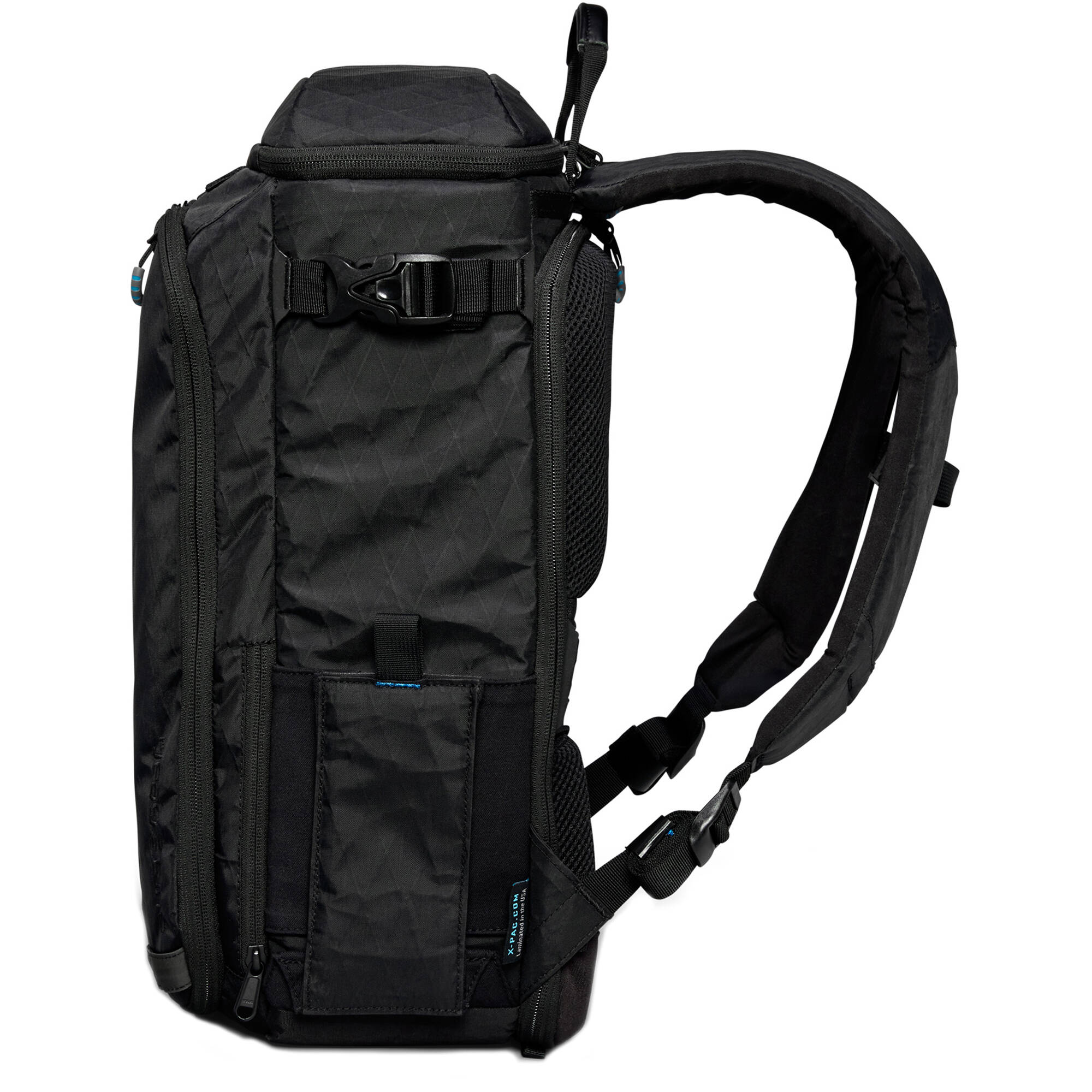 Kiboko City Classic 18L+ backpack with rear zip and magnetic side pockets.