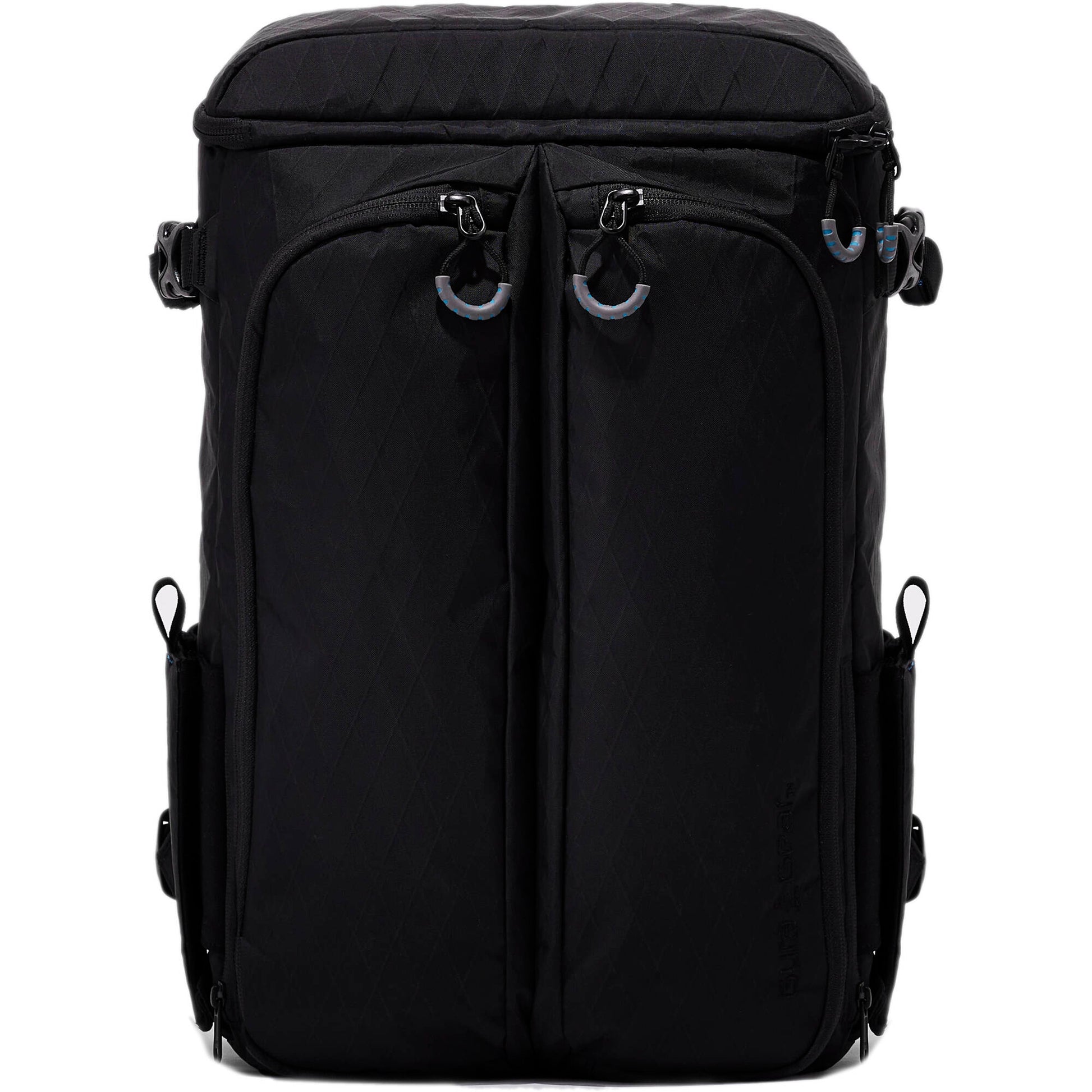 Kiboko City Classic 18L+ backpack with rear zip and magnetic side pockets.