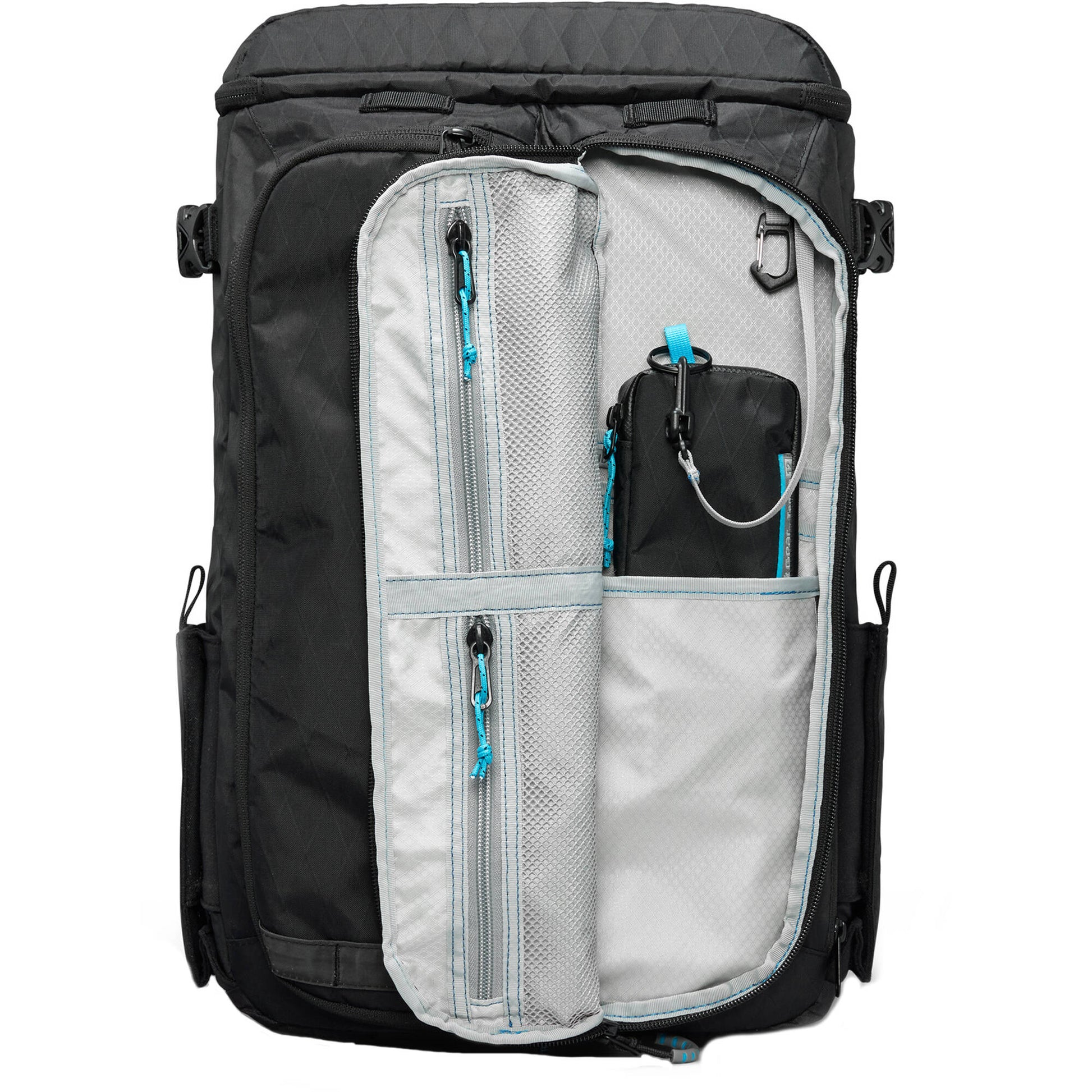 Kiboko City Classic 18L+ backpack with rear zip and magnetic side pockets.