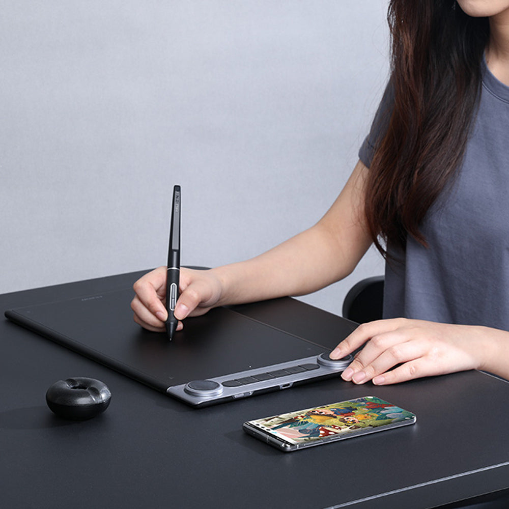 Get your creativity going with the Inspiroy Dial 2 Tablet that includes the PenTech 3.0 pen for a natural writing experience.