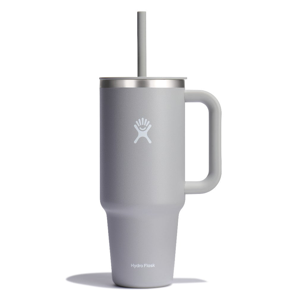 Stay refreshed on the go with the Hydro Flask 1183ml Travel Tumbler. Keeps drinks cold for hours with a leak resistant design and comfy handle.