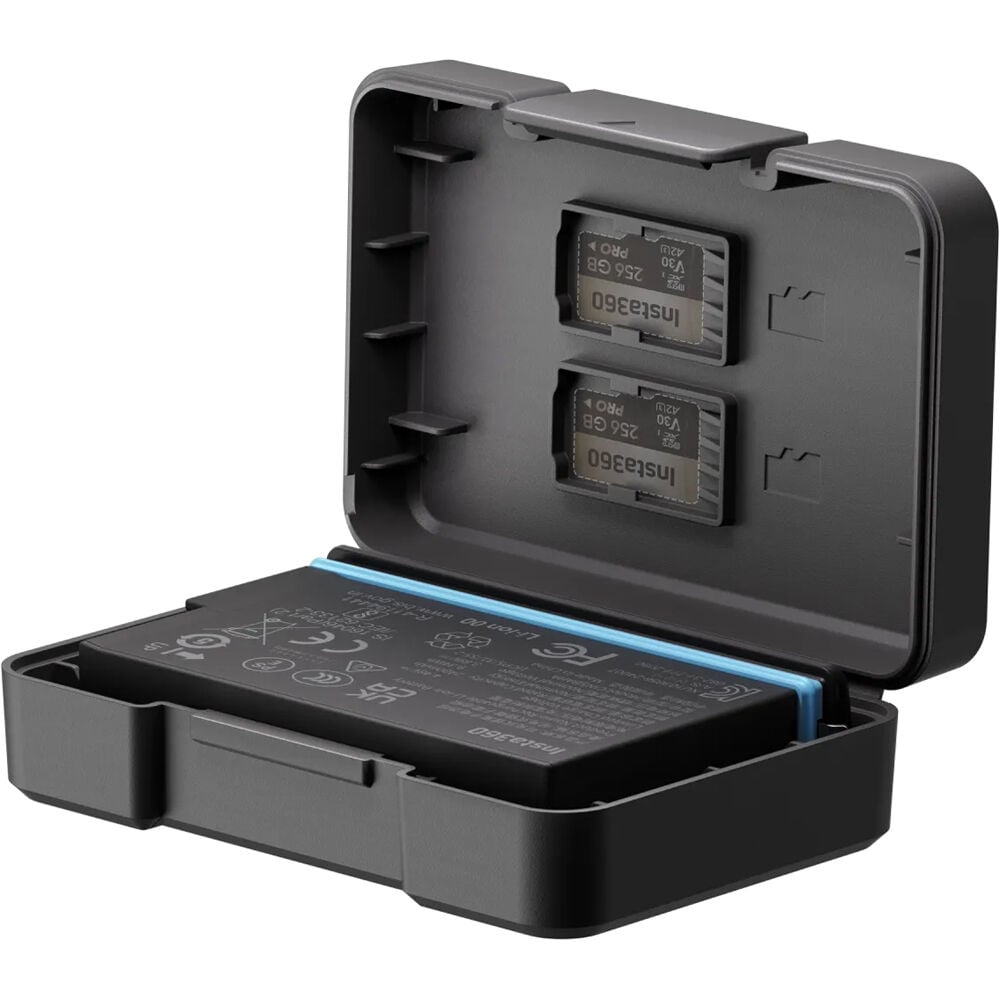 Insta360 Battery X5 with 2400mAh capacity delivering up to 135 minutes of continuous 5.7K30fps recording, high performance in low temperatures down to -20°C, includes protective storage case with dual SD card slots.