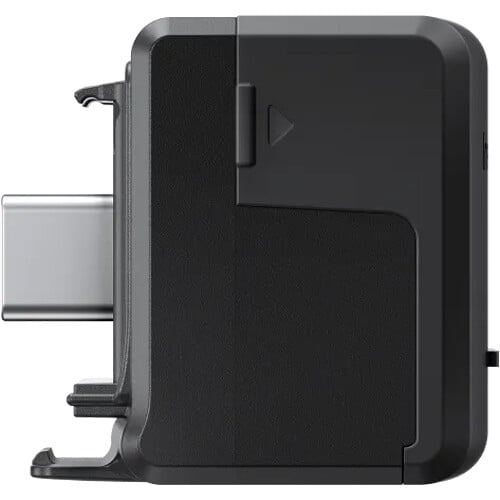 Compact Insta360 Quick Reader with USB-C and Lightning connectors for fast, wireless-free transfer of footage from Ace and Ace Pro cameras to iOS and Android devices.