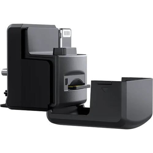 Compact Insta360 Quick Reader with USB-C and Lightning connectors for fast, wireless-free transfer of footage from Ace and Ace Pro cameras to iOS and Android devices.