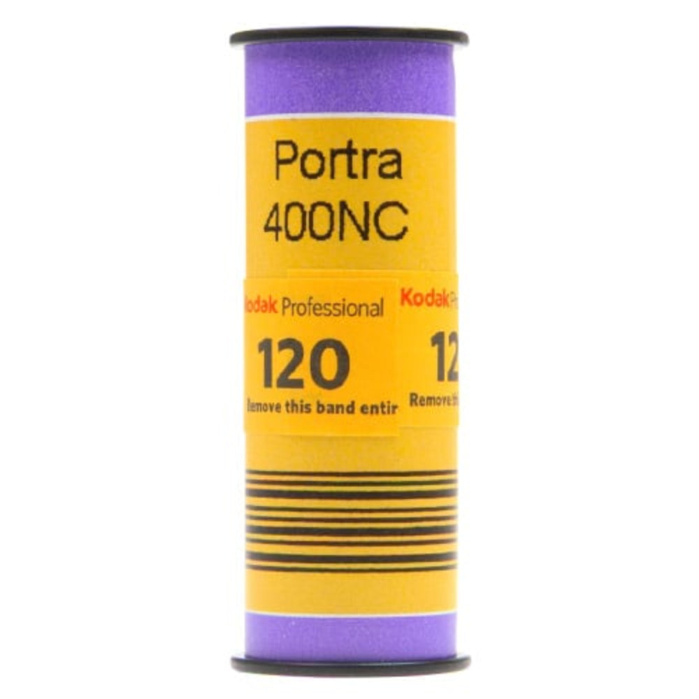 This film is ideal for scanning. The 400 ISO makes it versatile and offers a very fine grain, high colour saturation, low contrast, and neutral skin tone.