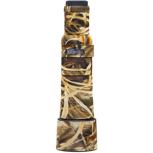 LensCoat cover for Canon RF 800mm f/11 IS STM lens, offering protection, camouflage, and reduced glare for wildlife photography.