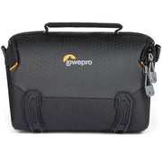 Lowepro Adventura SH 140 III black shoulder bag for mirrorless camera with kit lens
