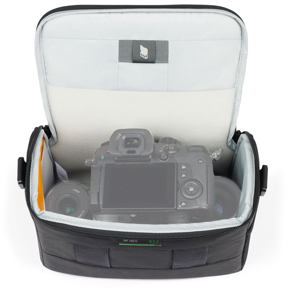 Lowepro Adventura SH 160 III black shoulder bag for mirrorless camera with kit lens
