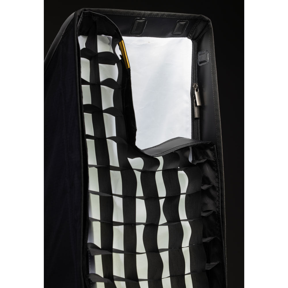 MagMod MagBox Pro 36″ rectangular strip grid — collapsible softbox grid with magnetic edge for directional light control.